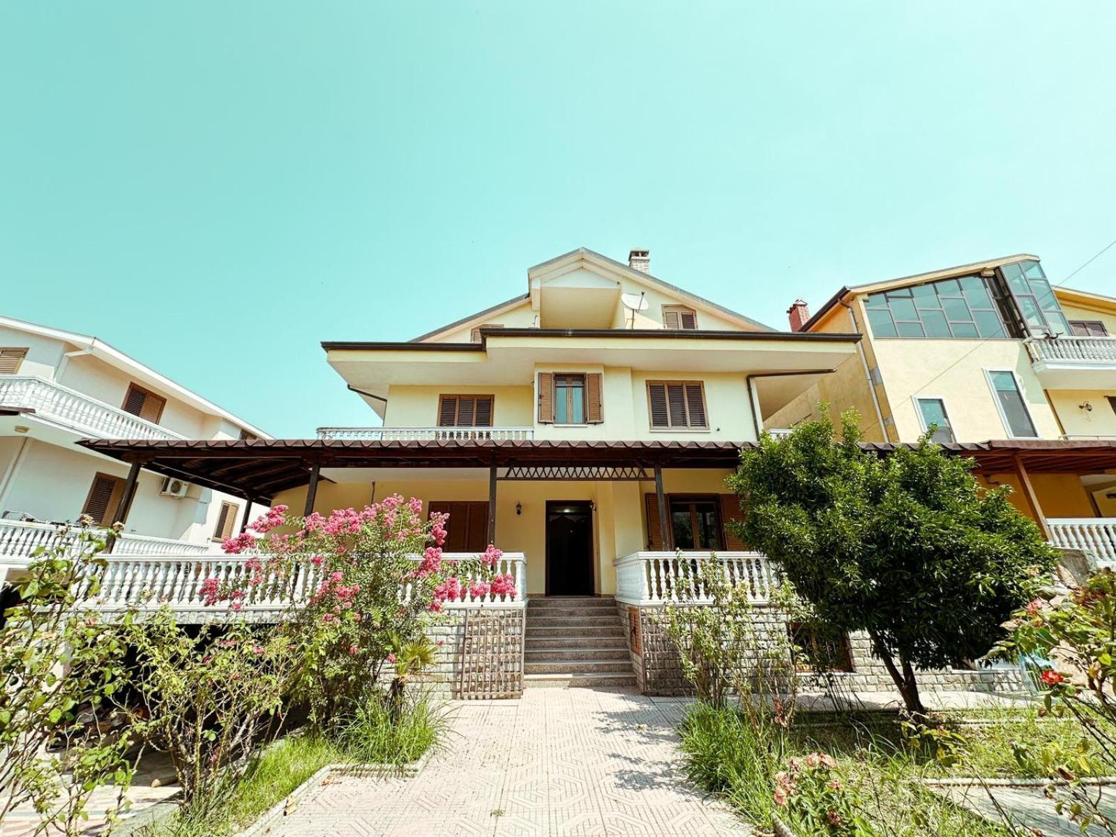 Vizion Hotel Shkodër Habitación foto